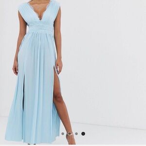 ASOS DESIGN Premium Lace Insert Pleated Maxi Dress size US4
